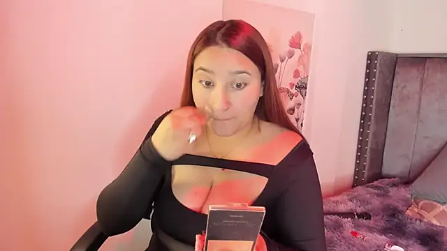 Alaia Cute online show from 4, 11, 2025