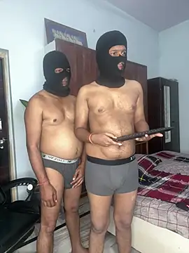 Sexy bitch 23 online show from 5, 2, 2026