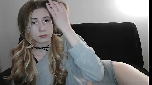 ErikaShyy online show from 20, 4, 2026