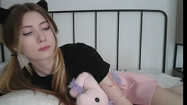 ErikaShyy online show from 26, 6, 2026