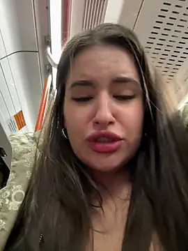 Sophie Avory online show from 17, 2, 2025