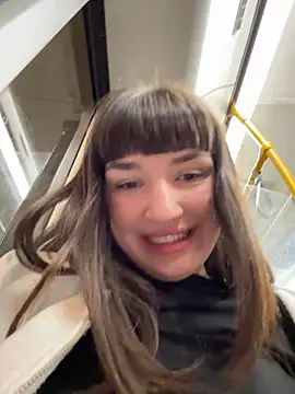 Sophie Avory online show from 8, 2, 2025