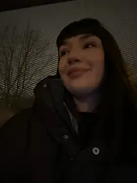 Sophie Avory online show from 8, 2, 2025