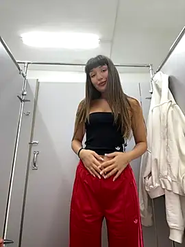 Sophie Avory online show from 11, 11, 2025