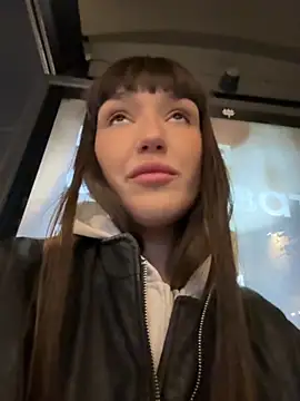 Sophie Avory online show from 3, 10, 2025