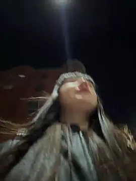 Sophie Avory online show from 9, 3, 2025