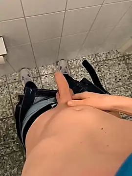 geilehecke1 online show from 29, 1, 2025