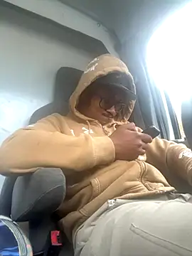 Snapshot of demonpt3 chatting on 21, 11, 2025 demonpt3 online show from 21, 11, 2025