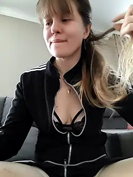 Snapshot of astiSWEET chatting on 16, 2, 2026 astiSWEET online show from 16, 2, 2026