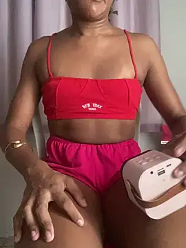 Snapshot of alexatransgata chatting on 19, 2, 2026 alexatransgata online show from 19, 2, 2026