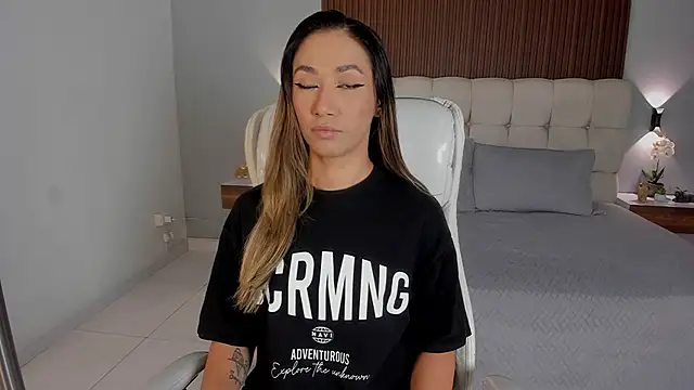 Emma23   online show from 19, 2, 2026