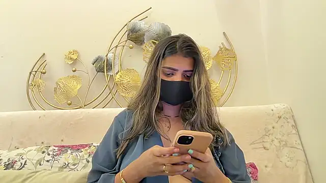 MaYaa  11 online show from 2, 6, 2026