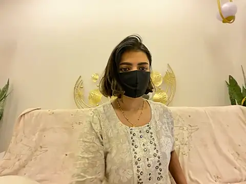 MaYaa  11 online show from 28, 2, 2025