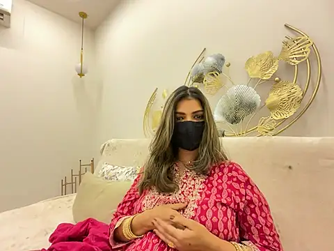 MaYaa  11 online show from 17, 3, 2026