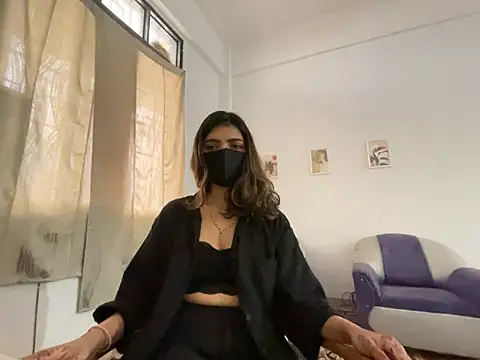 MaYaa  11 online show from 3, 12, 2024