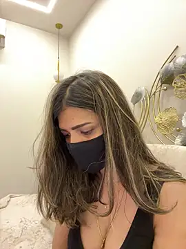 MaYaa  11 online show from 16, 2, 2026