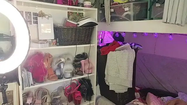 cunty tranny lydia online show from 3, 5, 2026
