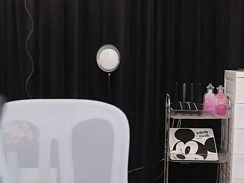 Nuyoah-77 online show from 21, 10, 2025