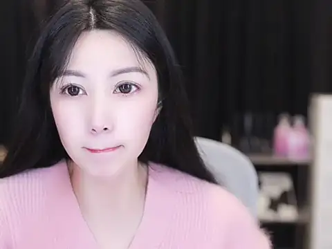 Nuyoah-77 online show from 31, 10, 2025