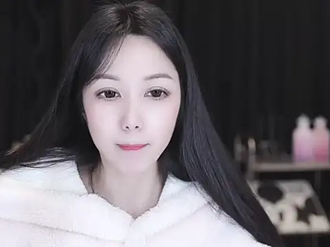 Nuyoah-77 online show from 8, 2, 2026