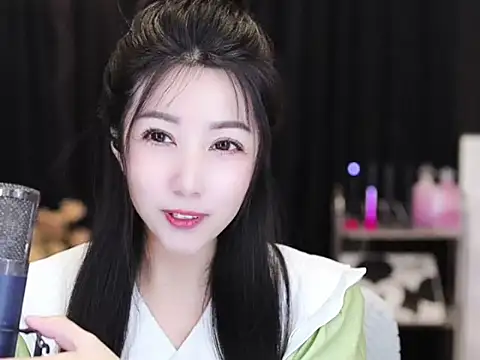 Nuyoah-77 online show from 19, 9, 2025