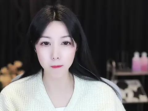 Nuyoah-77 online show from 18, 1, 2026