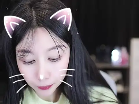 Nuyoah-77 online show from 16, 12, 2025