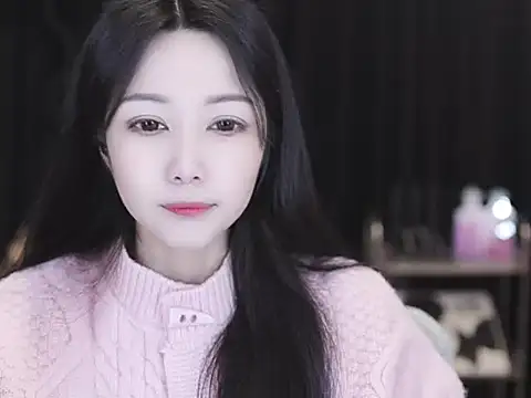 Nuyoah-77 online show from 4, 3, 2026