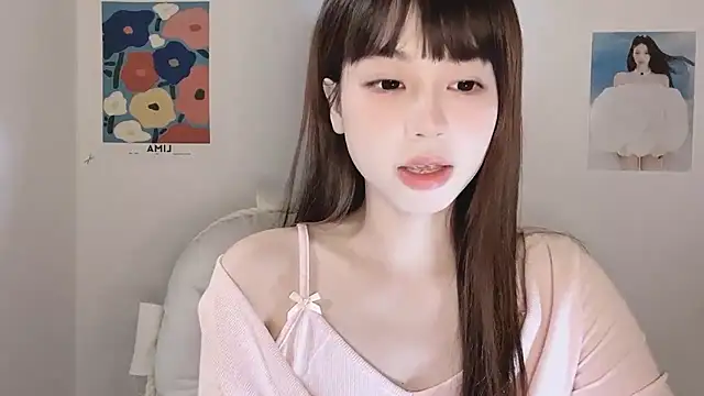 -Hottie online show from 11, 11, 2025