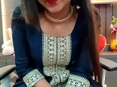 GoldnessAishu online show from 19, 3, 2025