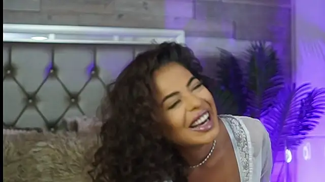 KeylaConner online show from 11, 9, 2025