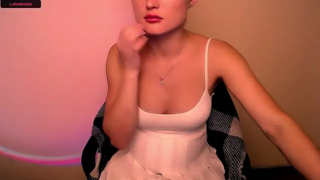 Snapshot of Felliciya chatting on 24, 10, 2025 Felliciya online show from 24, 10, 2025