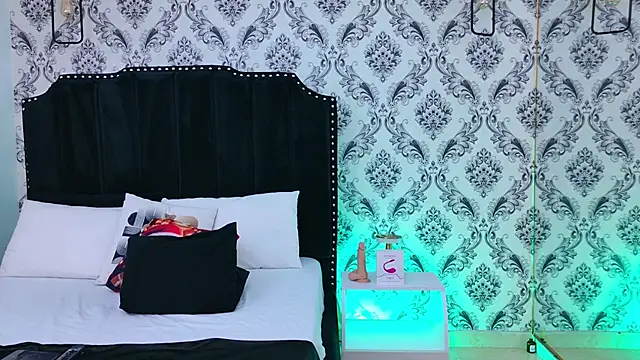 SaaraBrown online show from 22, 11, 2025