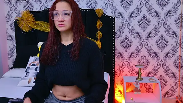 SaaraBrown online show from 1, 12, 2025