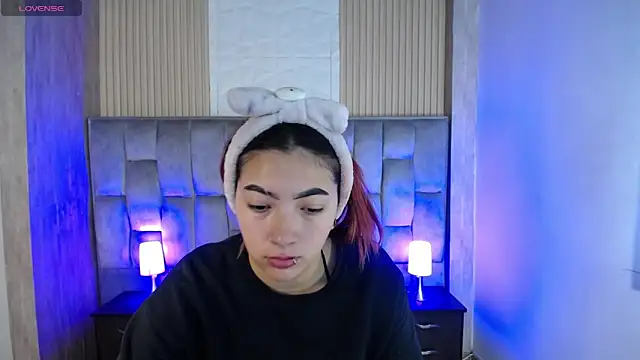 Mia Rinn online show from 3, 11, 2025