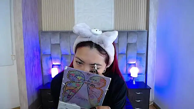 Mia Rinn online show from 11, 9, 2025