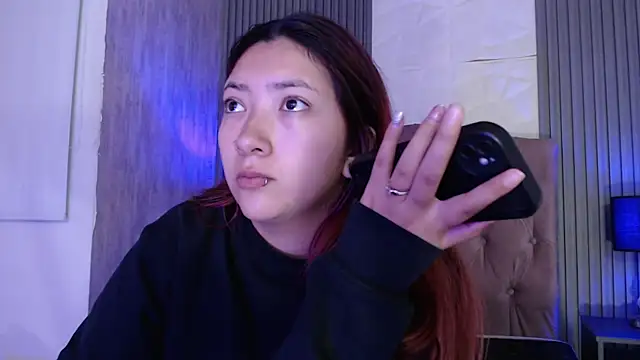 Mia Rinn online show from 5, 11, 2025