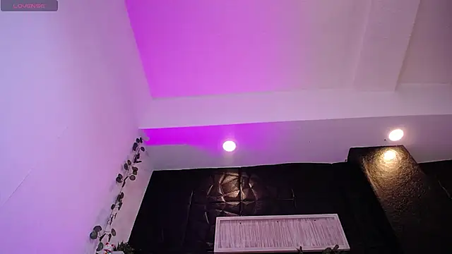 Mia Rinn online show from 12, 2, 2025