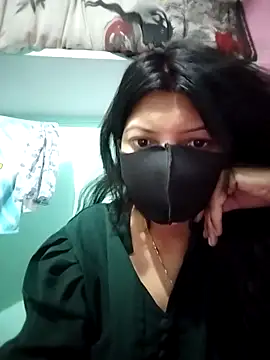 Hotty-Divya online show from 20, 4, 2026