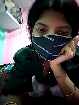 Hotty-Divya online show from 11, 11, 2025