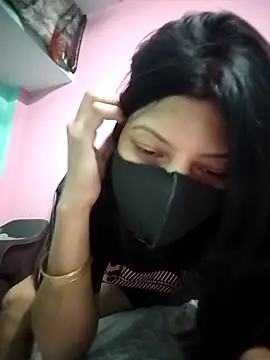 Hotty-Divya online show from 17, 4, 2026
