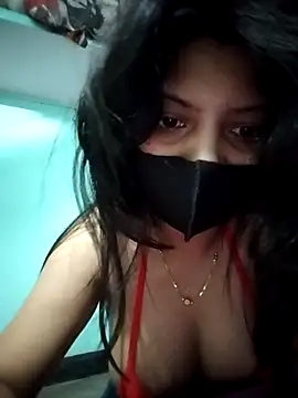 Hotty-Divya online show from 6, 5, 2026