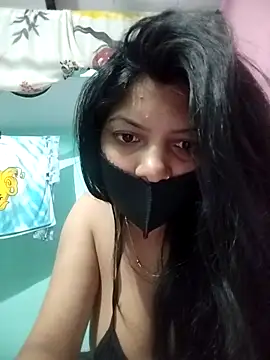 Hotty-Divya online show from 8, 4, 2026