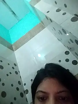 Hotty-Divya online show from 22, 10, 2025