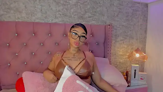 Snapshot of Mia_Jansen chatting on 7, 2, 2026 Mia Jansen online show from 7, 2, 2026