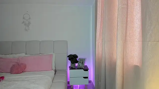 Ori valentina online show from 9, 5, 2026