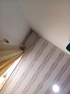 Lesly 10- online show from 4, 10, 2025