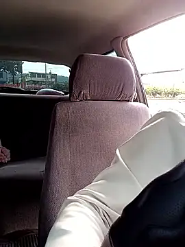 Lesly 10- online show from 19, 9, 2025