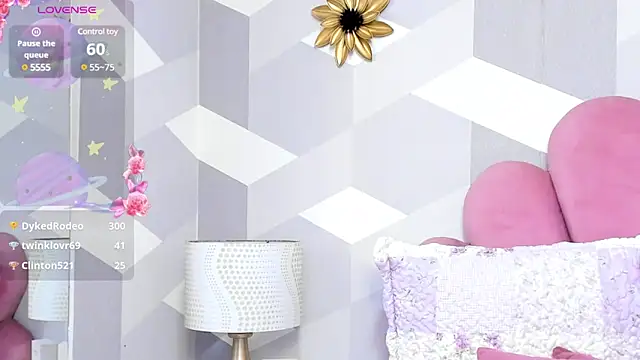 KylieMonnett online show from 23, 3, 2025