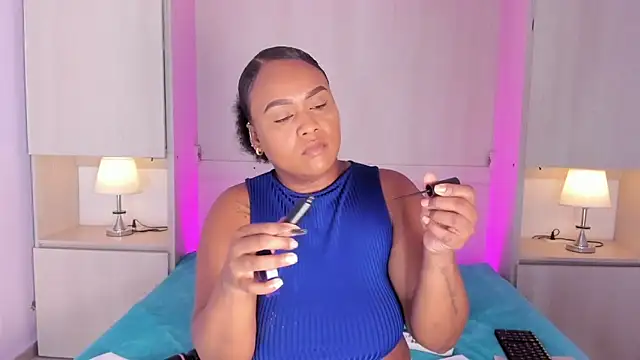 EmilyyStuart online show from 2, 6, 2026